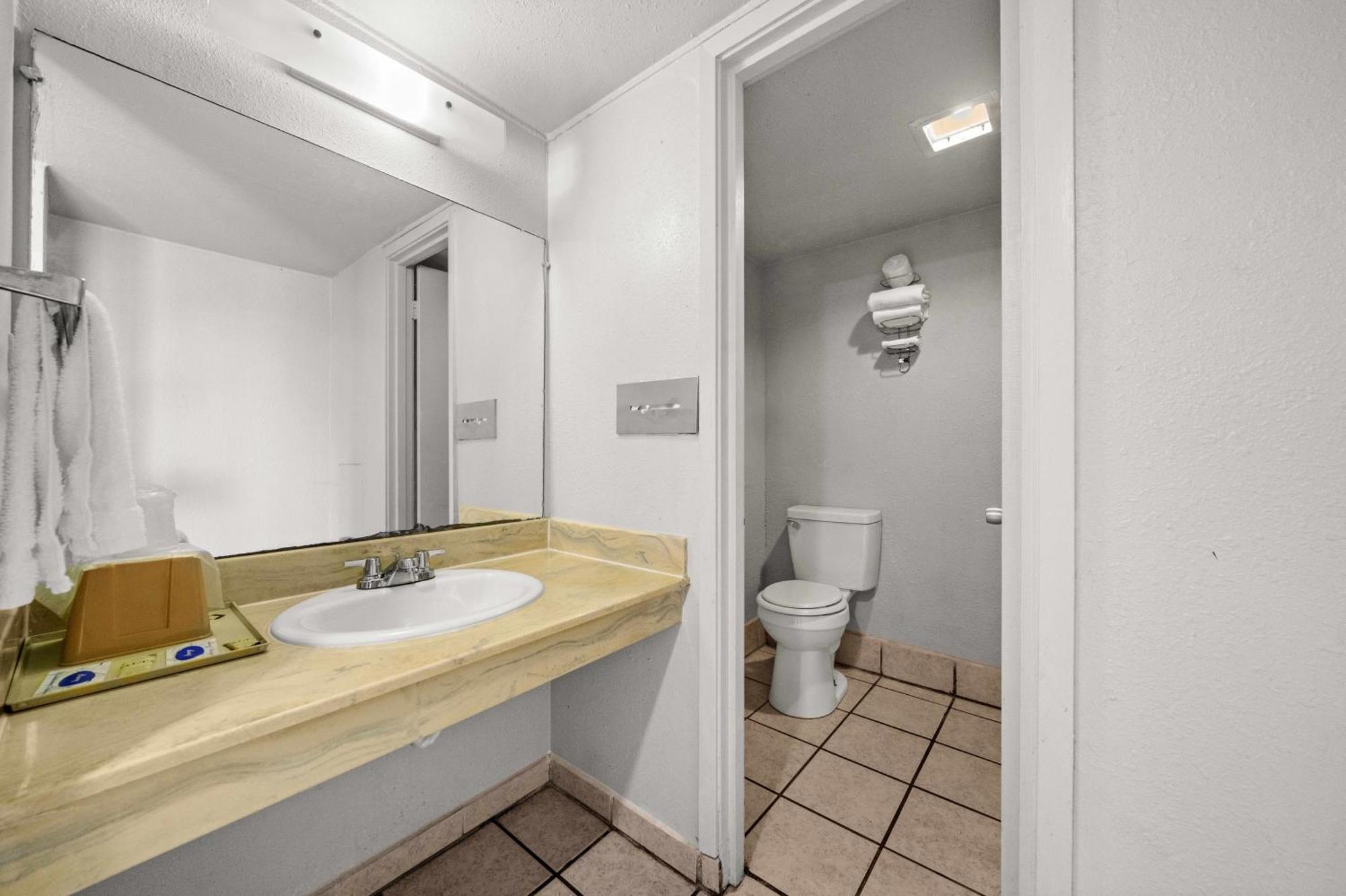 Executive Inn Rusk Extérieur photo